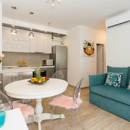 Valum Luxury Apartment Split Exterior photo