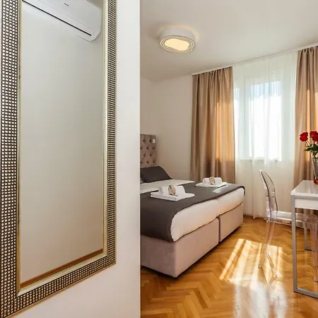 Valum Luxury Apartment Split Exterior photo